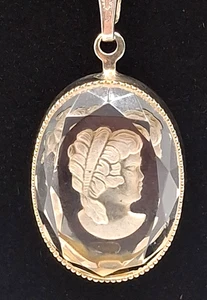 Vintage Silver Tone Reverse Carved Crystal Intaglio Cameo Lady/ Goddess Necklace - Picture 1 of 8