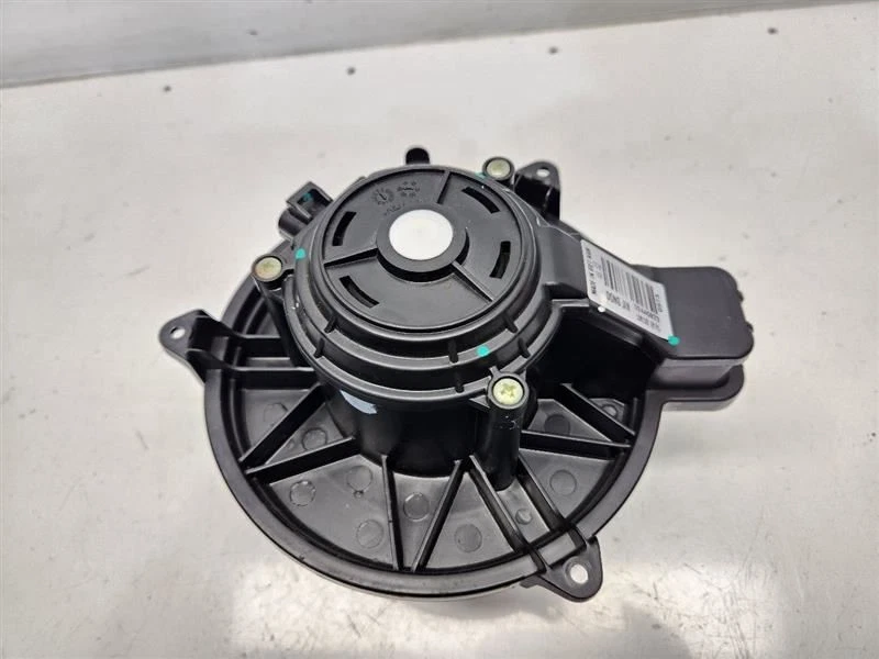 Motor soplador delantero Ford Fusion 2010-12  Foto 1 de 4