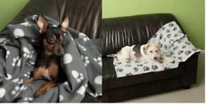 Pawty Dog Puppy Cat Light Versatile Fleece Fleecy Warm Comfort Blanket Throw