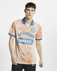 Nike F.C. Camiseta deportiva de fútbol en casa para hombre AQ0660-838 guayaba/azul Pacífico; talla mediana - Imagen 1 de 12