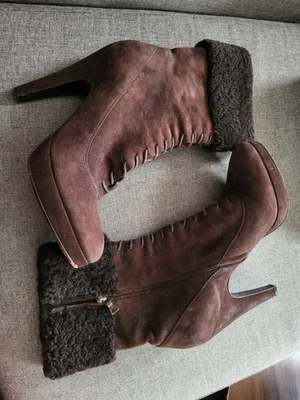 Botines de plataforma PRADA de gamuza y piel de oveja talla 40 Foto 1 de 4