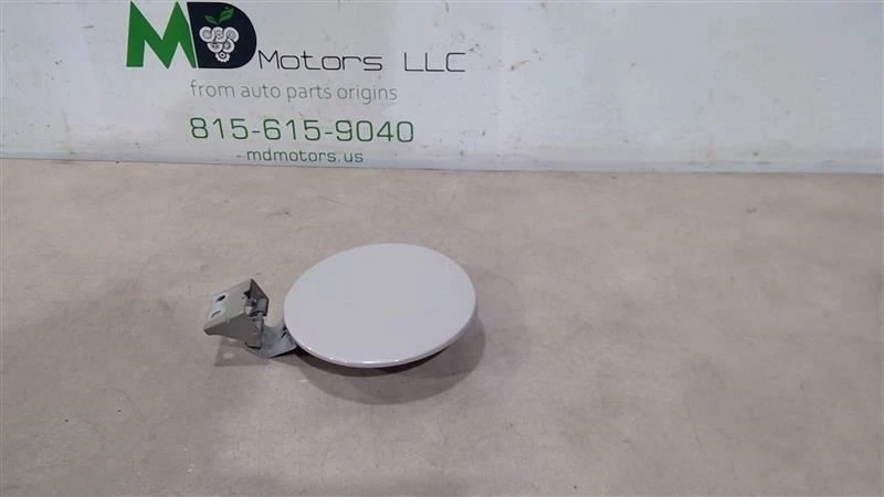 Chevrolet Spark 2016-2022 tanque de combustible conjunto de puerta de llenado con retención 95242111 Foto 1 de 4