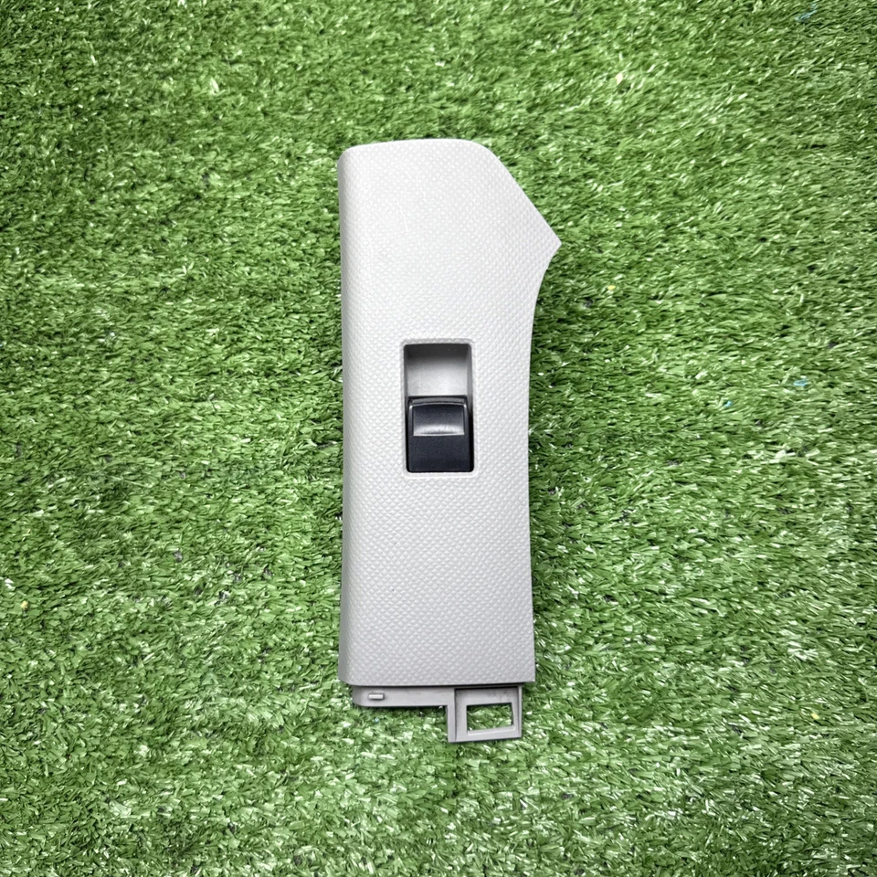 Interruptor de ventana eléctrica Toyota Yaris 2008-11 74231-52320 lado derecho derecho OEM Foto 1 de 4