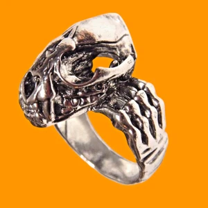 ANILLO UNISEX CALAVERA DE LEÓN articulado mandíbula gato animal plata metal motociclista punk talla 10 T3 - Imagen 1 de 12