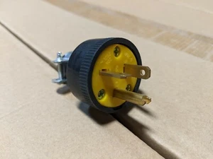 Enchufe de cable de goma amarillo negro 20A 250V 2 polos 3 cables NEMA 6-20P no Cooper 1703 - Imagen 1 de 5