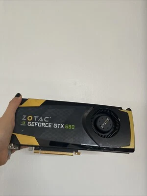 Tarjeta de gráficos Zotac Nvidia GeForce GTX 680, 2 GB 256 BITS GDDR5, PCI Express Foto 1 de 4
