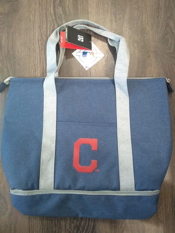 LOGO MLB Genuine Cleveland Indians/Guardians Quest Travel Tote Bag! Sku#90 Cover