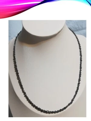 Collana diamante nero grezzo 2/2,5 mm montata in argento 925 dorato 20 carati - Immagine 1 di 3