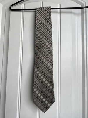 Calvin Klein Silver, Gray, and Champagne Diamond Design Designer Silk Necktie - Image 1 of 2