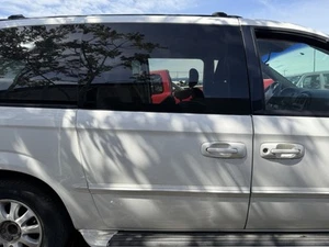 2002 Chrysler Town Country Rear Passenger RH Sliding Door OEM - Picture 1 of 2