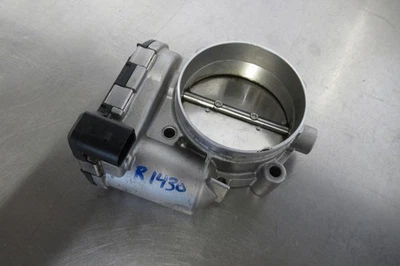 EB1430 2016 16 LAMBORGHINI HURACAN CARROCERÍA DEL ACELERADOR DERECHO DERECHO Foto 1 de 4