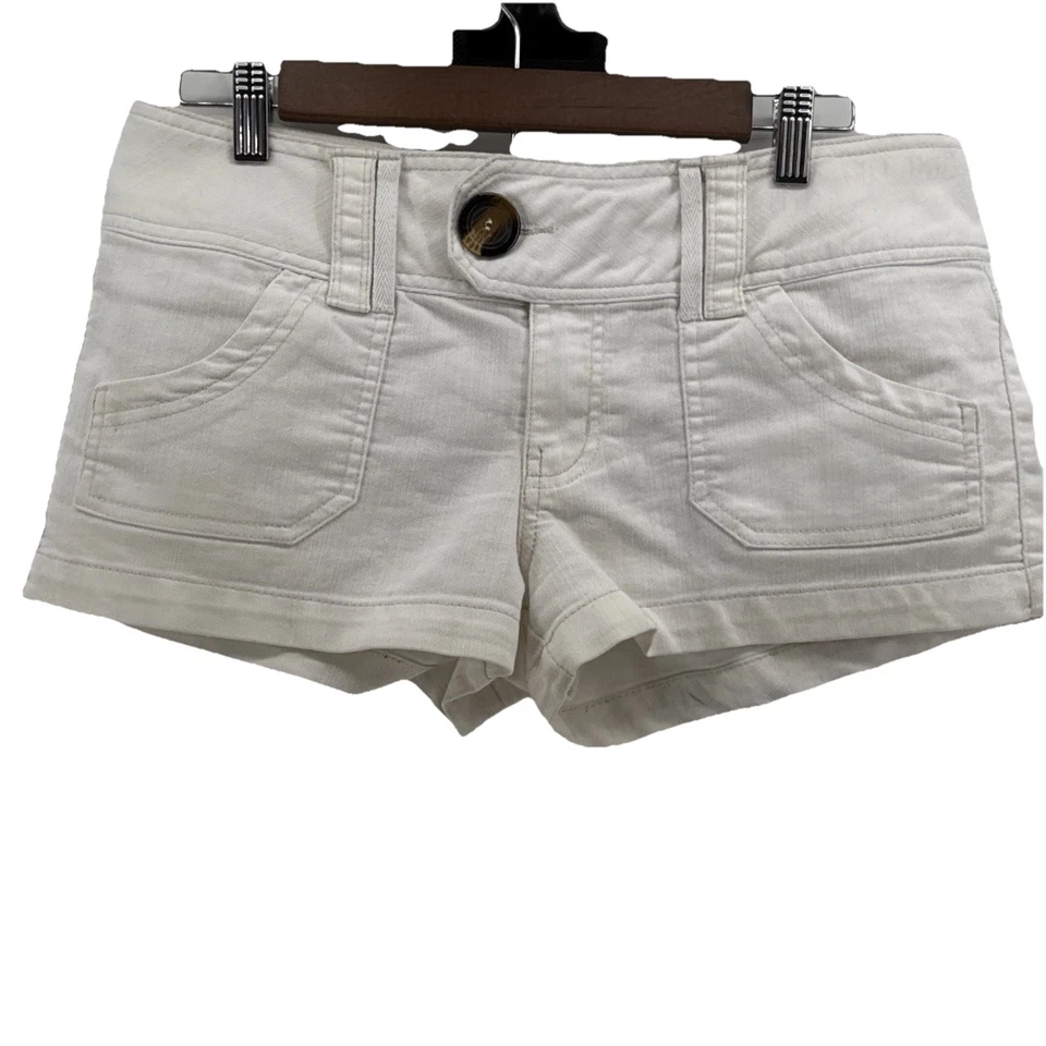 No Boundaries Mini Shorts Cream Big Button Belt Loop Size 9 - Image 1 of 4