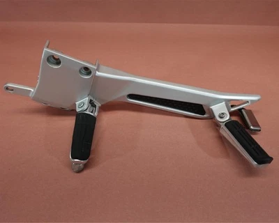 07-12 2007 年雅马哈 FJR1300 FJR 1300 左侧司机乘客脚钉 — 第 1/4 张图片