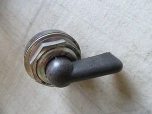 VINTAGE CLASSIC CAR INDICATOR DASH MOUNTED  SWITCH N.O.S - Picture 1 of 2