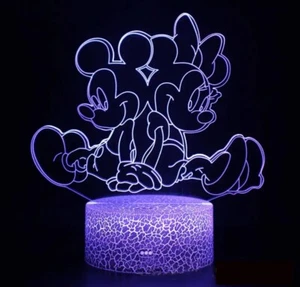 Disney Mickey & Minnie Mouse Nachtlicht für Kinder Geschenke 3D LED Tischlampe Neu - Bild 1 von 3