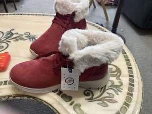 Neu mit Etikett rote Kunstfell Stiefelette Schuh Tiosebon bequem & weich 41 rutschfest�� - Bild 1 von 19