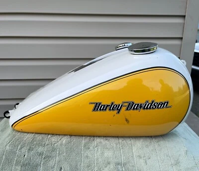Harley FXDC/F/WG Fat Bob Super Glide Wide Dyna Fuel Gas Tank 61586-04 OEM USED — 第 1/4 张图片