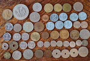 LOTTO MONETE Mondo tutti diversi - annate diversi. Come da Foto. - Foto 1 di 2