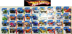 HOT WHEELS Coches De Fundición 1:64 45 Coches Asortidos 5785 MATTEL -Nuevo- IT - Imagen 1 de 1