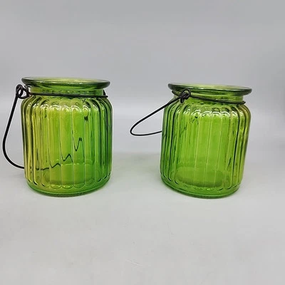 Juego de 2 candelabros linterna tealight de vidrio verde 4" Foto 1 de 4