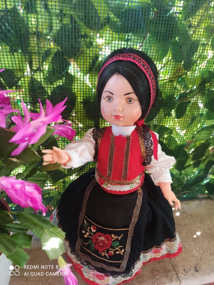 Bambola in celluloide"MQ" MarcoQuerzola,h45cm anni 60 sta solo a piedi proposte - Immagine 1 di 4