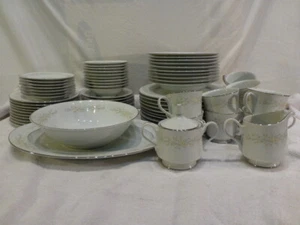Servizio piatti Sango Four Crown China 72 pezzi SINTRA SET per 10 corti 3 $1800 - Foto 1 di 11
