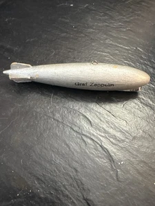 Vintage Holz Graf Zeppelin Luftschiff Ornament Silberfarbe Volksspielzeug - Bild 1 von 2