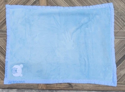 Cobertor de bebê Baby Essentials Thank Heaven para meninos ursinho azul Gingham - Imagem 1 de 4