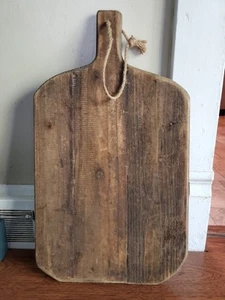 Antique Primitive Old Wooden Wood Cutting Board Bread Board & Handle W/Peg Legs - Picture 1 of 19