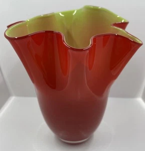 Stile Murano soffiato a mano vintage metà secolo ? Vaso ondulato in vetro rosso e verde - Foto 1 di 12