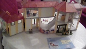 Playmobil Schule 4324 mit Inventar ohne OVP Kopie Bauanleitung Turnhalle 4325 - Bild 1 von 13