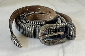 Vintage Black Leather And Metal Belt Woman's 41"L / 5 Holes - Picture 1 of 10