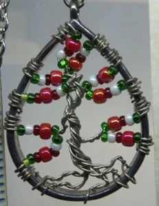 E057 Lebensbaum in tropfenförmigem Traumfängerring an 12" Kette - Bild 1 von 3