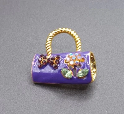 Nuevo Betsey Johnson Esmalte Estrás Púrpura Cartera Bolso Prendedor Broche Foto 1 de 4