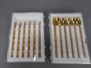 Tenedores/cucharas de cóctel MCM vintage de bambú sintético tono dorado años 60 juegos de aperitivos - Imagen 1 de 5