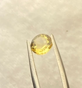 1.30 CTS, CITRINE, 7 X 7 MM, YELLOW, UNTREATED, VVS QUALITY, BRAZIL - Imagen 1 de 3