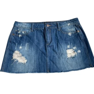 HERITAGE 1981 DENIM JEAN MINI SKIRT WOMEN'S SIZE 29 DISTRESSED RAW HEM - Picture 1 of 12