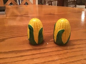 Vintage Corn on the Cob Salt & Pepper Shakers Ceramic Hand Painted--Japan - Picture 1 of 4