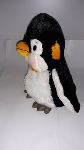 Ganz Webkinz Penguin Plush HM132, No Code, Stuffed Animal, Cute PRE-OWNED Nice.