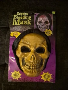 Halloween Dripping Bleeding Blood Skull Mask Heart Pump Vintage 90’s Fun World - Picture 1 of 8