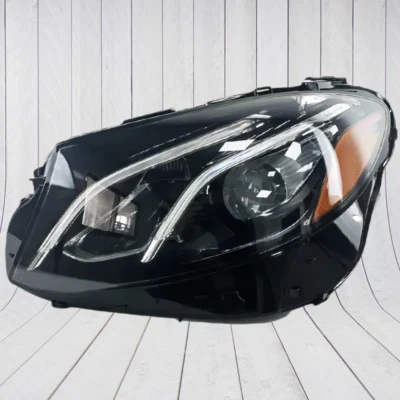 Faro izquierdo LED US MERCEDES-BENZ W213 E200 E250 E300 E400 E450 Foto 1 de 4