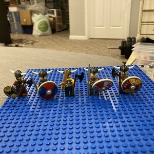 LEGO Vikings Minifig Warriors Army Shields Weapon 7021 7020 7019 7018 7017 Lot 3 - Picture 1 of 7