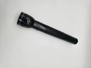 Linterna Maglite - Color Negro - Longitud: 32 cm LED - Imagen 1 de 5