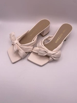 Stuart Weitzman Women's Sofia Bow Seashell Leather 45 Slide Pump Sz 9.5 - Image 1 of 4