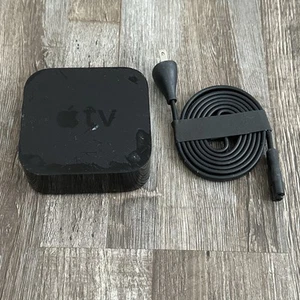 Apple TV (4th Generation) 32GB HD Media Streamer - A1625 - TESTED WORKING - Picture 1 of 2
