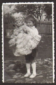 Child kid    girl  with big doll toy old photo 6x9cm #39361