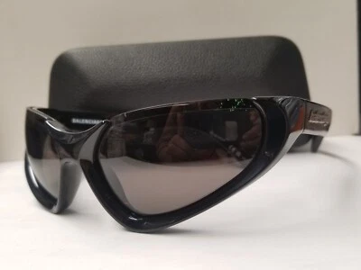 Gafas de sol BALENCIAGA negras exageradas deportivas ojo de gato semi borde BB0202S Foto 1 de 4