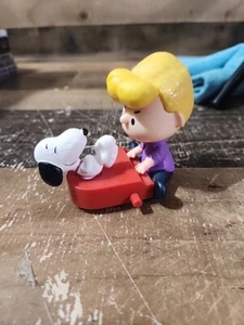 McDonald's 2015 The Peanuts Movie #9 Schroeder and Snoopy Happy Meal Toy #312 - Picture 1 of 5