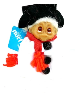 VINTAGE NORFIN DAM SCHNEEMANN TROLL FIGUR MIT ETIKETT FIGUR IN SEHR GUTEM ZUSTAND - Bild 1 von 4