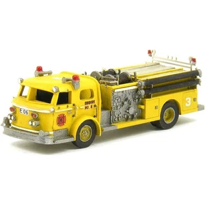 Bomba combinada cuádruple GHQ escala N American LaFrance (kit de metal sin pintar) - Imagen 1 de 5
